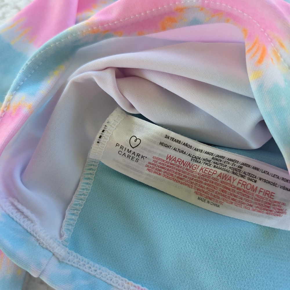 3t- 4t Primark Rashguard Set - Picture 3 of 6